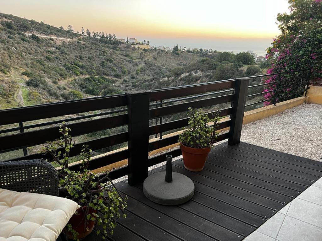 Hillview Apartment Peyia Buitenkant foto