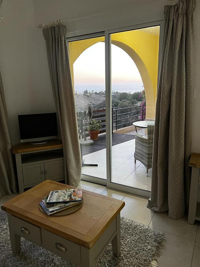 Hillview Apartment Peyia Buitenkant foto