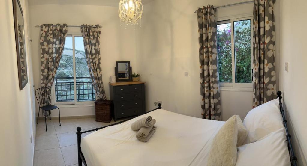 Hillview Apartment Peyia Buitenkant foto